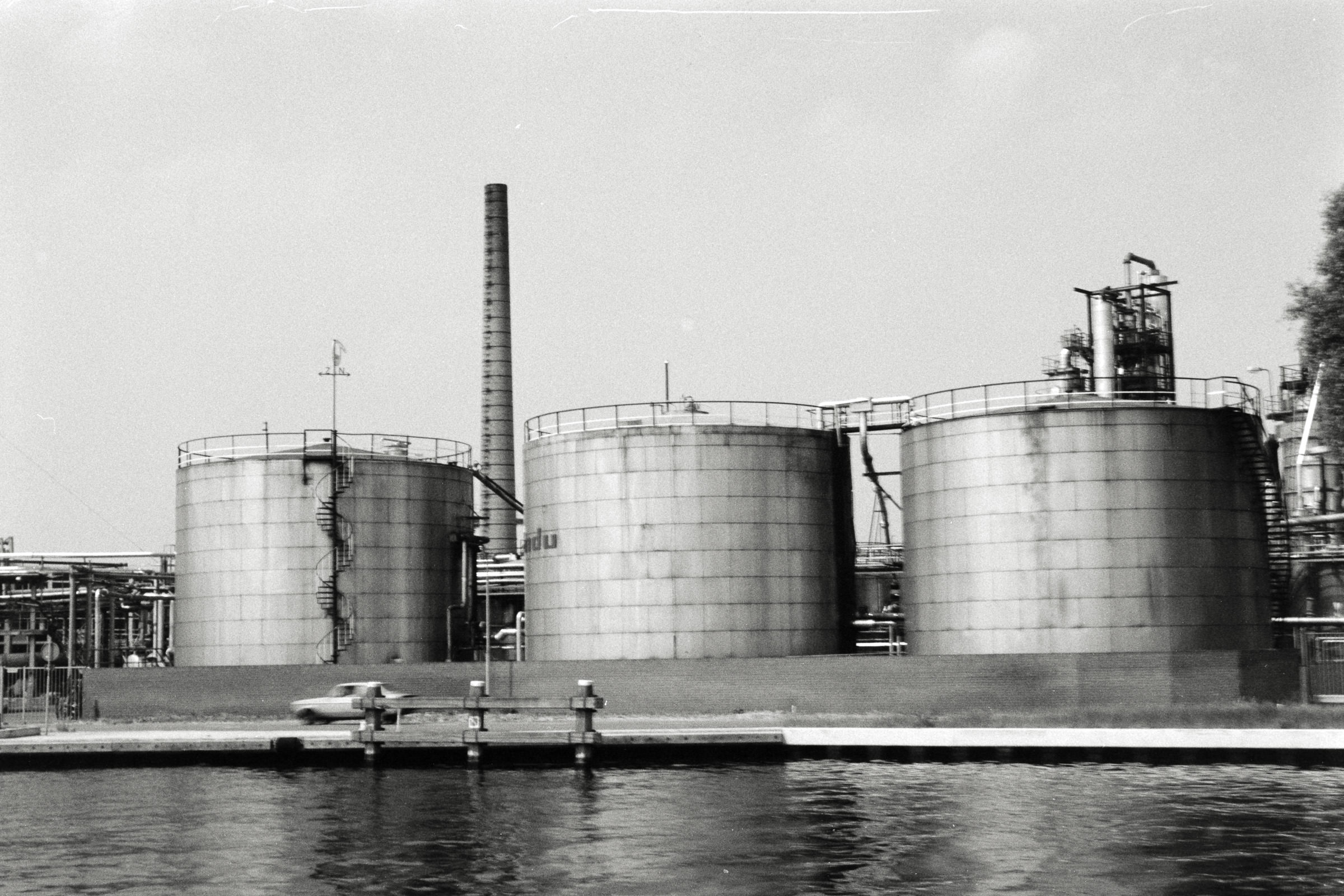 AHP F1992 06 002 sc250507 img08 NLP